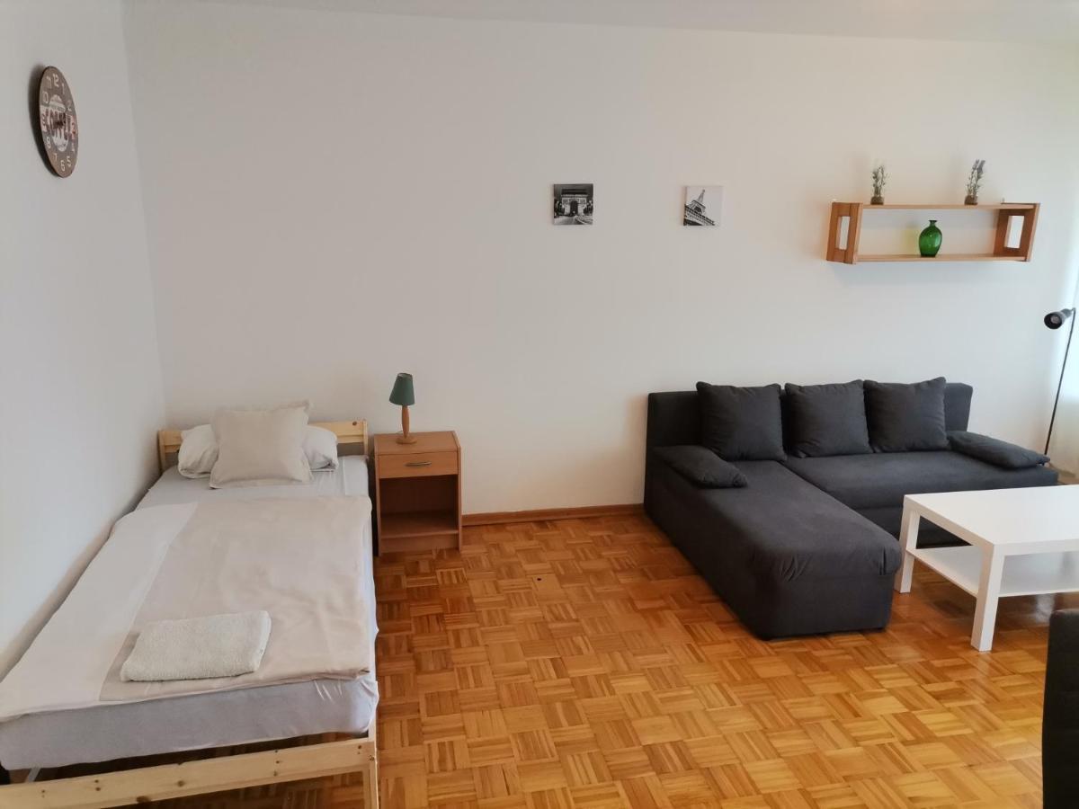 Apartment 17 *